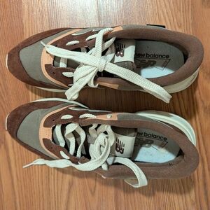 New Balance Brown and Cream Sneakers